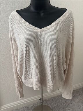 Auden Beige Ribbed Oversized V-Neck Sweater Size Medium NWT